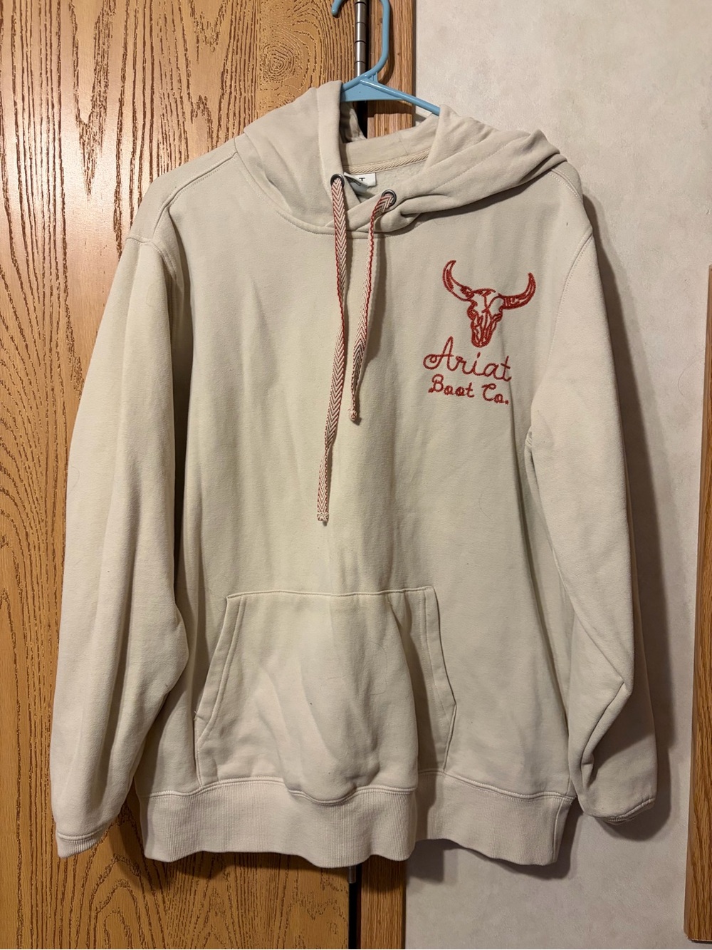 Ariat Cream Crewneck Hoodie with Red Embroidery